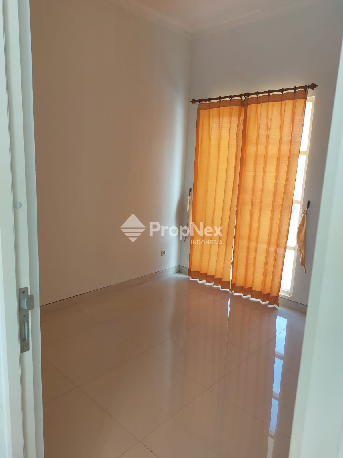 Rumah Puri Surya Jaya — foto 6